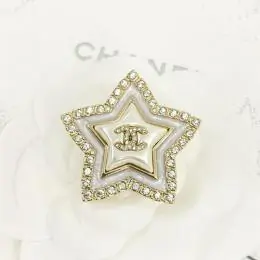 chanel brooches pour femme s_123ab42